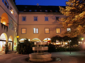 Гостиница Hotel Goldener Brunnen, Клагенфурт